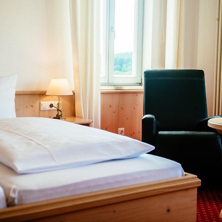 Deutenhof Hotel, Restaurant & Veranstaltung Bad Abbach Exteriör bild
