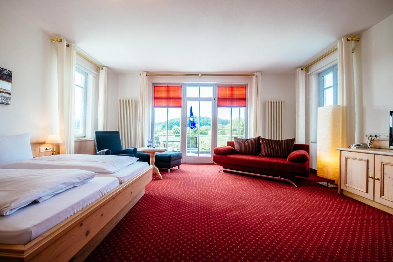 Deutenhof Hotel, Restaurant & Veranstaltung Bad Abbach Exteriör bild
